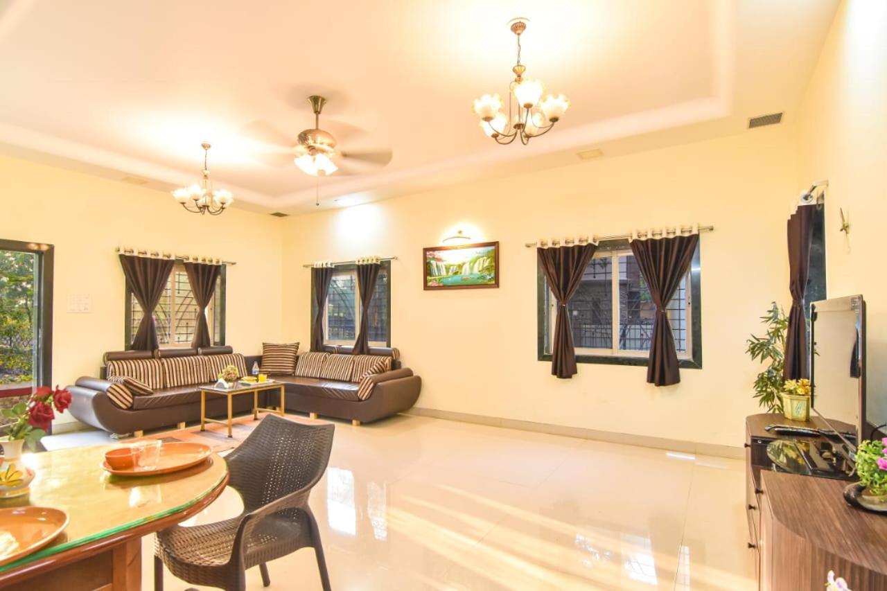 Pine View 2Bhk Villa Lonavala Kültér fotó